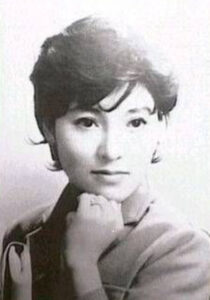 黒柳徹子の年齢毎の美。若い頃からの経歴と家系図。結婚と旦那的な昔の彼氏